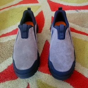 Timberland Lincoln Peak Lite Slip-On Shoes. Suede upper. Big kid/Men's size 7.5.